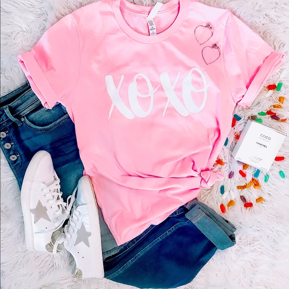XOXO Graphic Tee